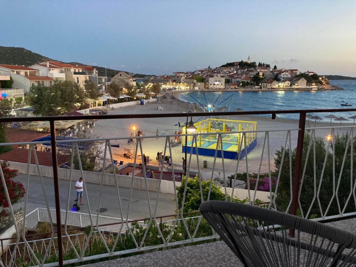 Rooms 22 - Beachfront Primošten المظهر الخارجي الصورة