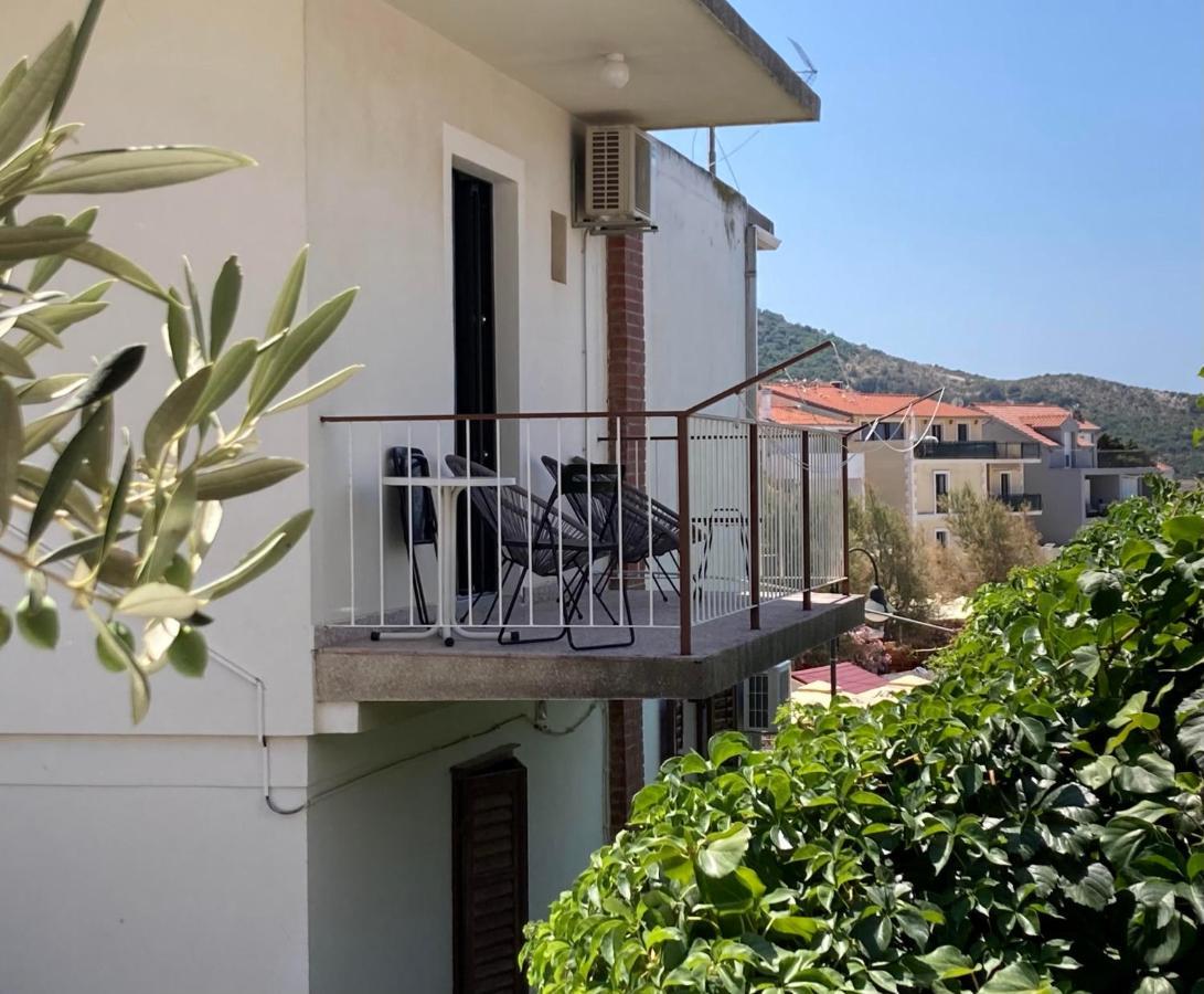 Rooms 22 - Beachfront Primošten المظهر الخارجي الصورة
