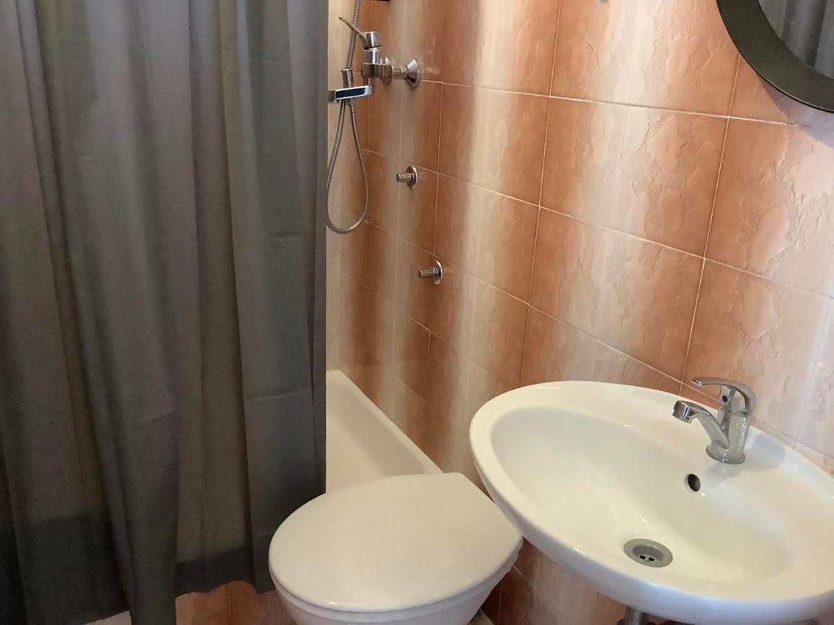Rooms 22 - Beachfront Primošten المظهر الخارجي الصورة