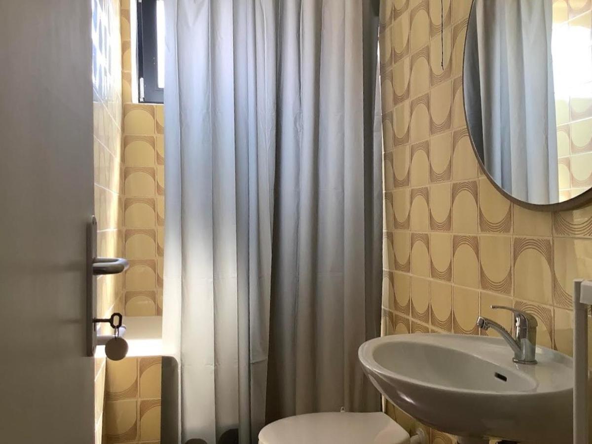Rooms 22 - Beachfront Primošten المظهر الخارجي الصورة